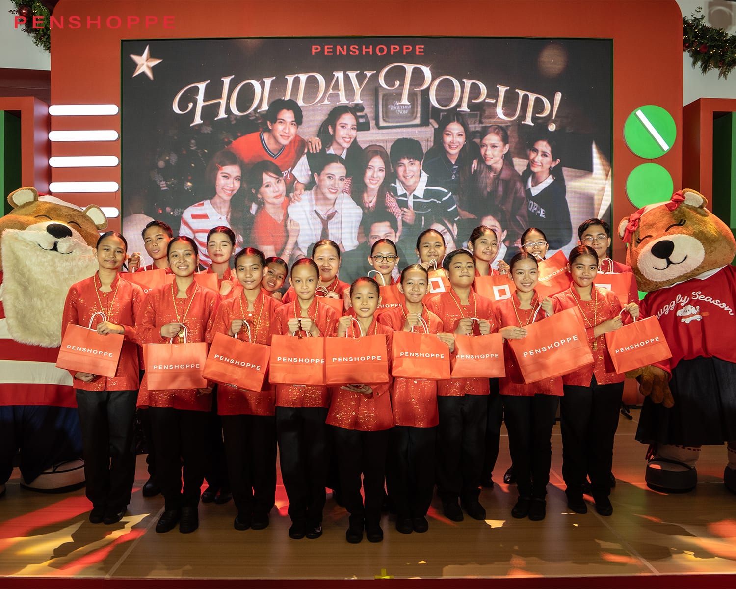 The Mandaluyong Children's Choir at Penshoppe's All Together Now Pop Up